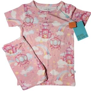 Posh Peanut Posh Castle Shorts Pajama Set in a 3T NWOT